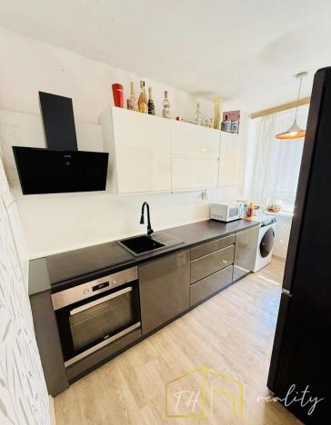 Prodej bytu 3+1, Teplice, Pražská, 68 m2