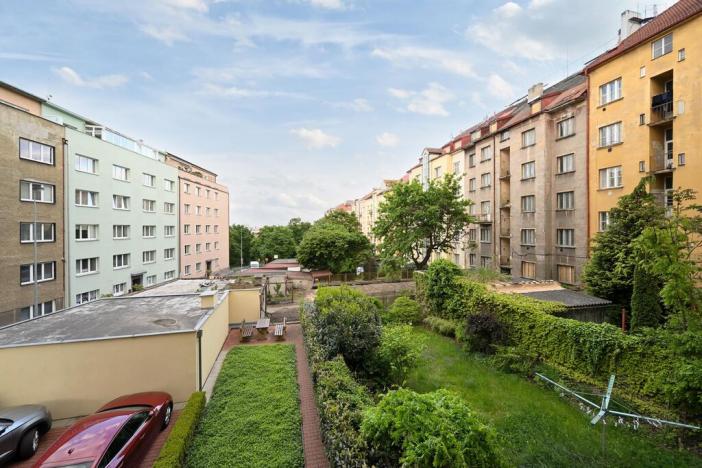 Pronájem bytu 1+kk, Praha - Nusle, Čiklova, 30 m2