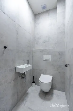 Pronájem bytu 2+kk, Praha - Kyje, Za černým mostem, 58 m2