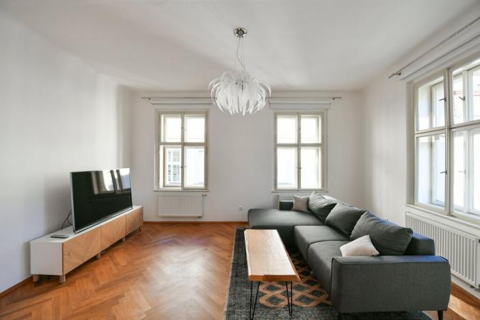 Pronájem bytu 2+1, Praha - Malá Strana, Újezd, 60 m2