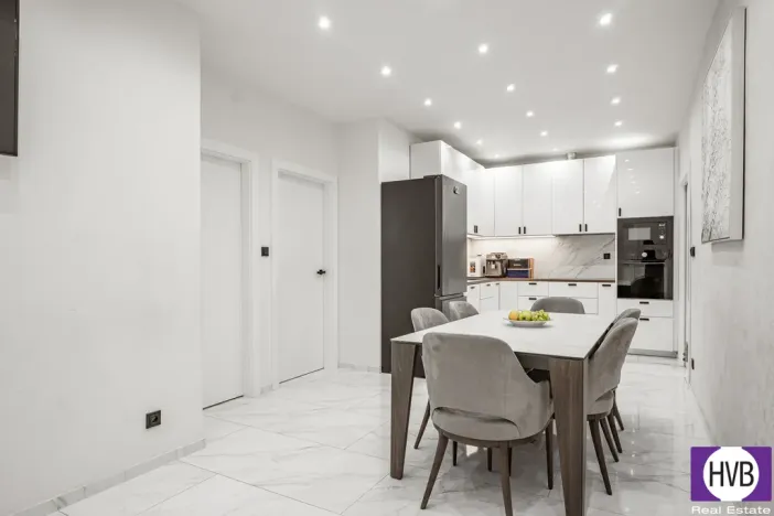 Prodej bytu 4+kk, Praha, Kouřimská, 115 m2