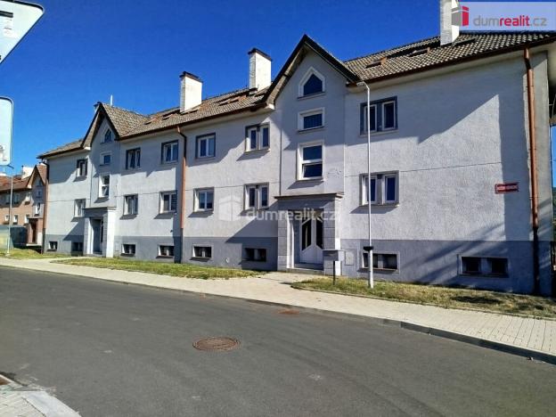Prodej bytu 3+kk, Klášterec nad Ohří - Miřetice u Klášterce nad Ohří, Boženy Němcové, 89 m2