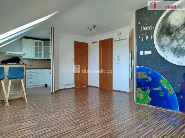 Prodej bytu 3+kk, Klášterec nad Ohří - Miřetice u Klášterce nad Ohří, Boženy Němcové, 89 m2