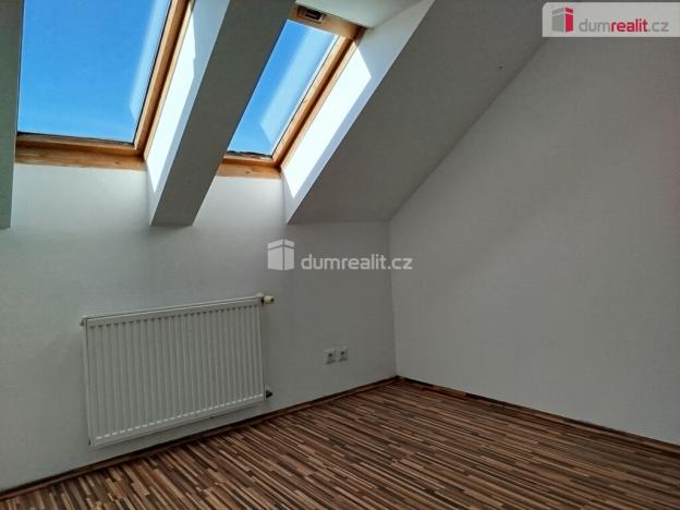 Prodej bytu 3+kk, Klášterec nad Ohří - Miřetice u Klášterce nad Ohří, Boženy Němcové, 89 m2