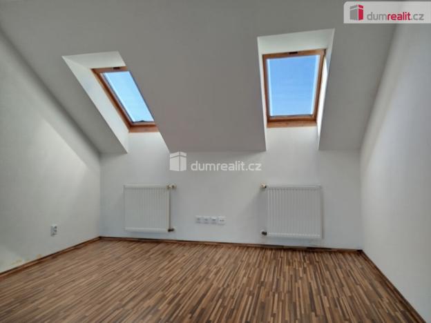 Prodej bytu 3+kk, Klášterec nad Ohří - Miřetice u Klášterce nad Ohří, Boženy Němcové, 89 m2
