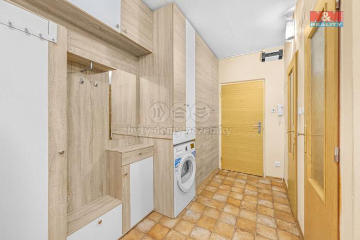 Prodej bytu 2+1, Broumov - Nové Město, U Větrolamu, 55 m2