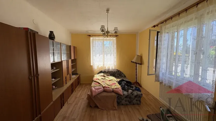 Prodej podílu 3/4 rodinného domu, Žihobce, 85 m2