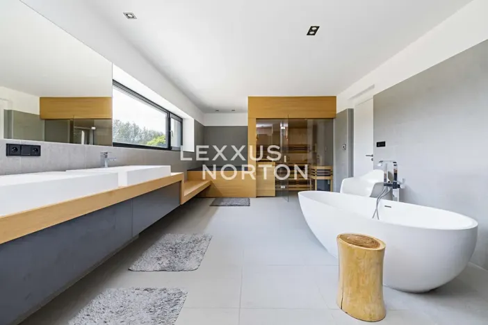 Prodej rodinného domu, Praha - Dolní Chabry, Počeradská, 332 m2