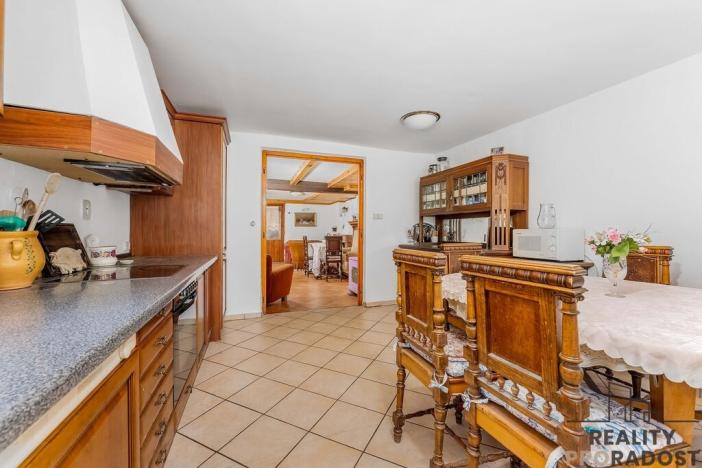 Prodej rodinného domu, Žďárec, 360 m2