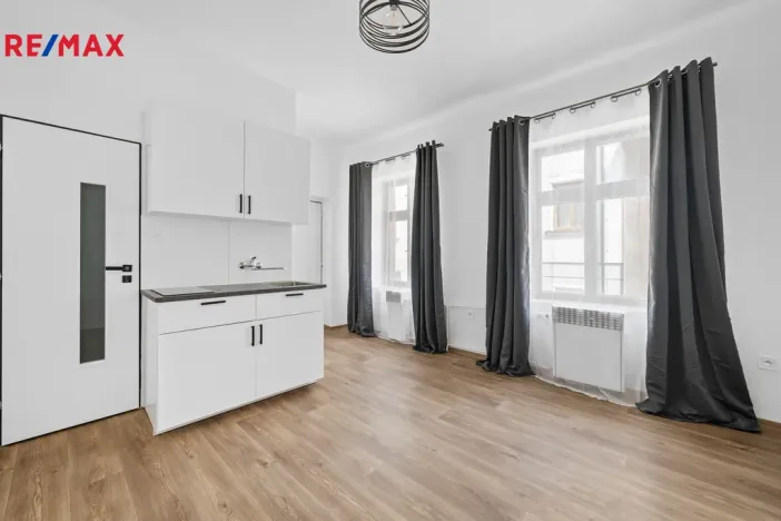 Prodej činžovního domu, Úpice, Dr. E. Beneše, 84 m2