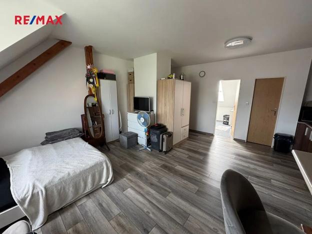 Pronájem bytu 1+kk, Český Těšín, Husova, 42 m2
