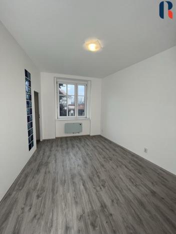 Pronájem bytu 2+kk, Praha - Libeň, Davídkova, 38 m2