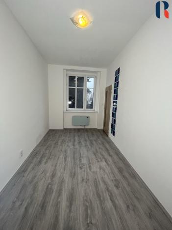 Pronájem bytu 2+kk, Praha - Libeň, Davídkova, 38 m2