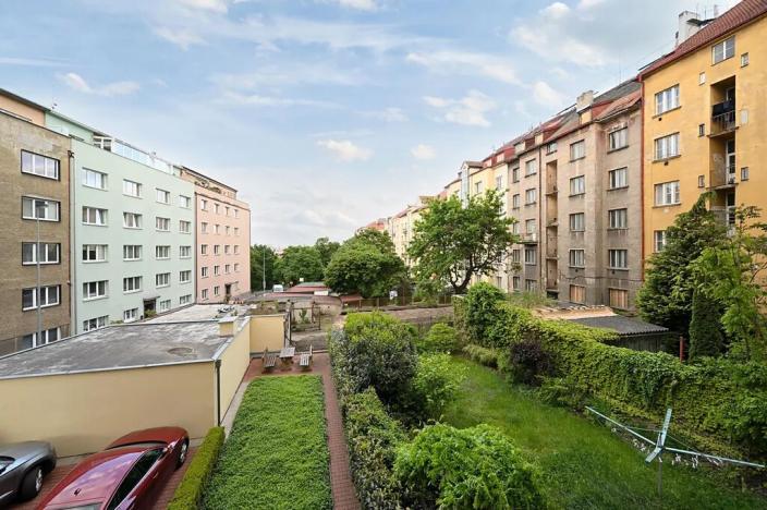 Pronájem bytu 1+kk, Praha - Nusle, Čiklova, 30 m2