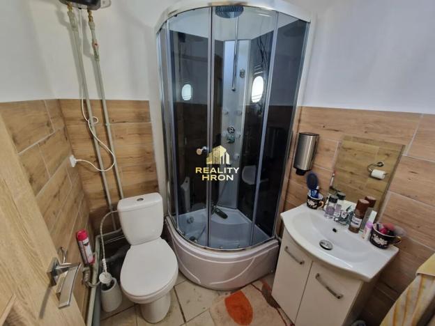 Prodej obchodního prostoru, Chomutov, Seifertova, 63 m2