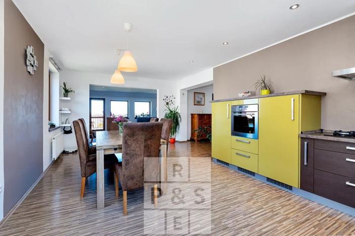 Prodej vícegeneračního domu, Praha - Štěrboholy, Pod areálem, 333 m2