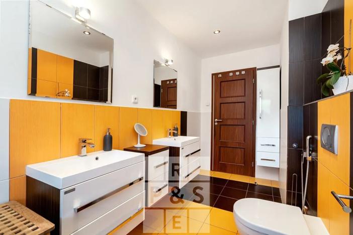 Prodej vícegeneračního domu, Praha - Štěrboholy, Pod areálem, 333 m2