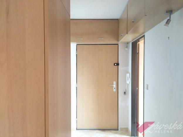 Pronájem bytu 3+kk, Milovice - Mladá, Komenského, 45 m2