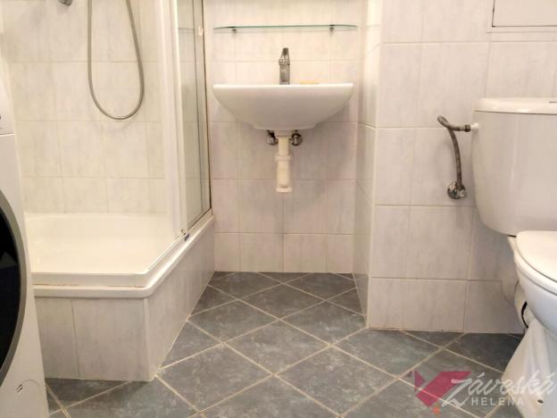 Pronájem bytu 3+kk, Milovice - Mladá, Komenského, 45 m2