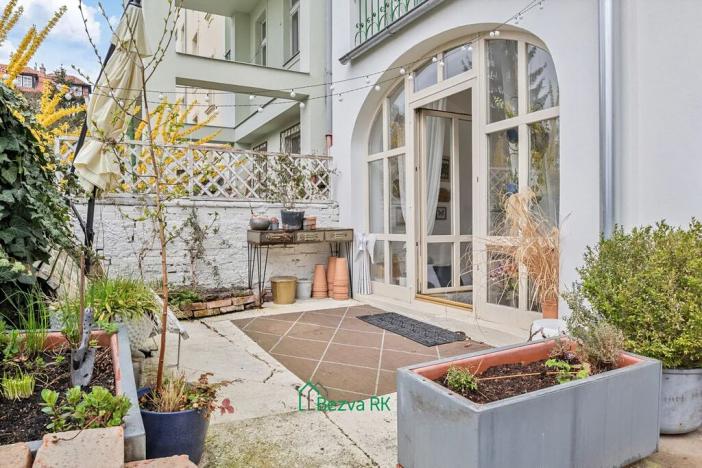 Prodej bytu 2+kk, Praha - Smíchov, Švédská, 54 m2