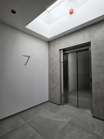 Prodej bytu 4+kk, Praha - Radlice, U Komína, 116 m2