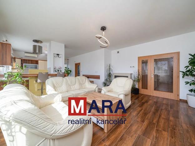 Prodej bytu 4+kk, Olomouc, Novosadský dvůr, 127 m2