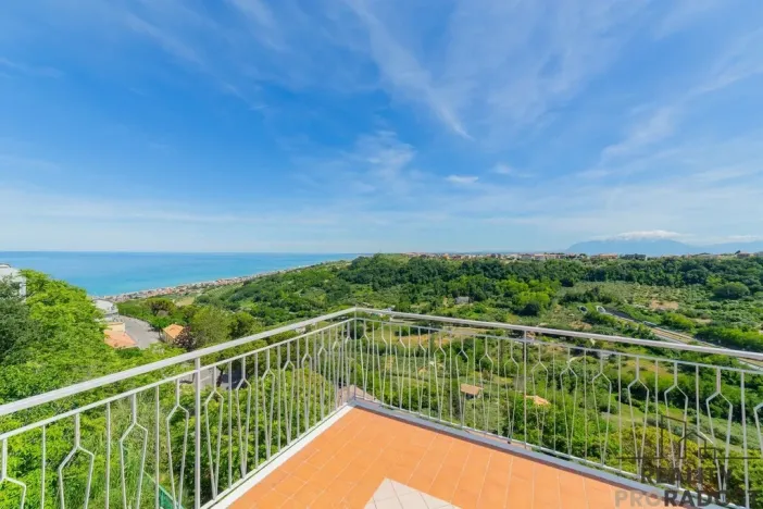 Prodej bytu 4+kk, Silvi,, Itálie, 110 m2