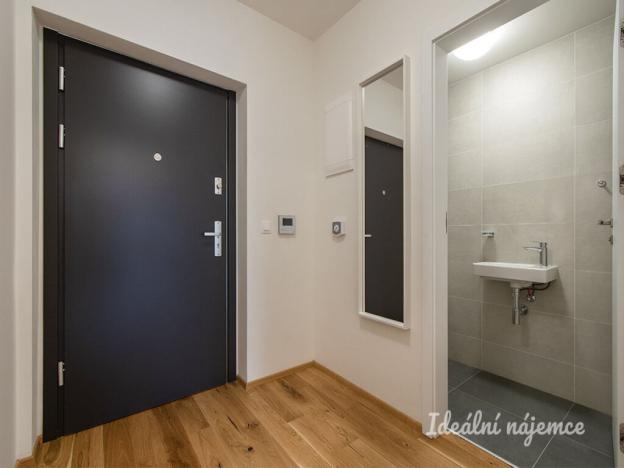 Pronájem bytu 2+kk, Praha - Smíchov, Holečkova, 60 m2