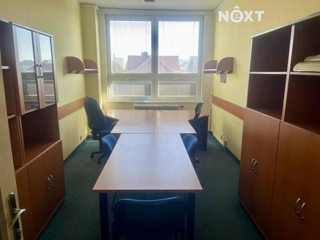 Pronájem kanceláře, Tábor, Skálova, 700 m2