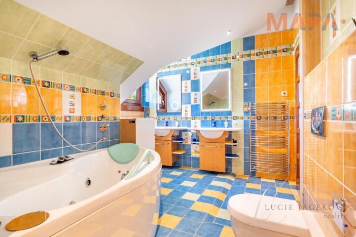 Prodej rodinného domu, Libeř, 258 m2