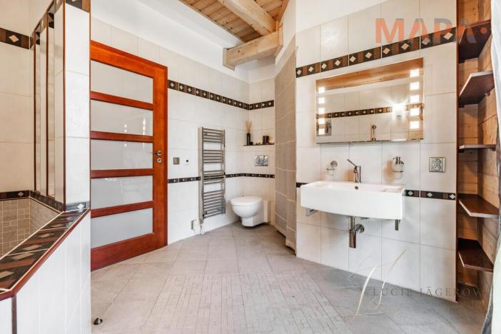 Prodej rodinného domu, Libeř, 258 m2