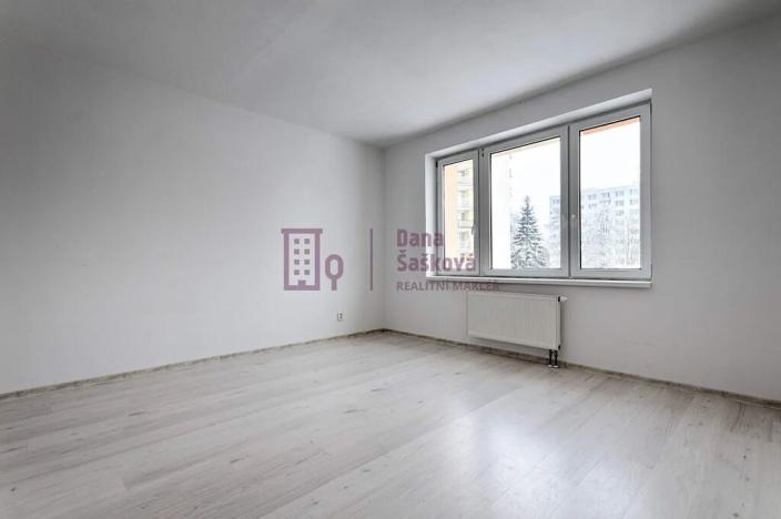 Pronájem bytu 2+kk, Jindřichův Hradec, sídliště Vajgar, 48 m2