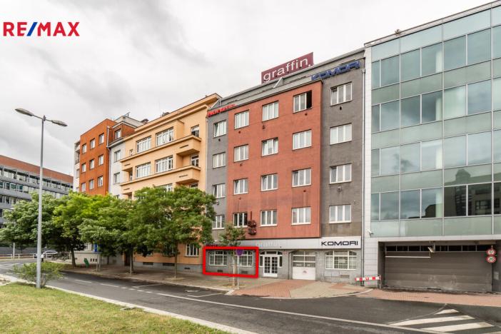 Pronájem kanceláře, Praha - Nusle, Hvězdova, 82 m2
