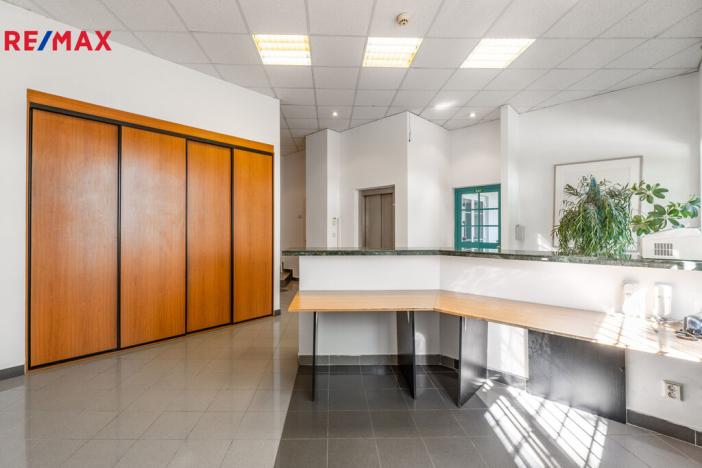 Pronájem kanceláře, Praha - Nusle, Hvězdova, 82 m2