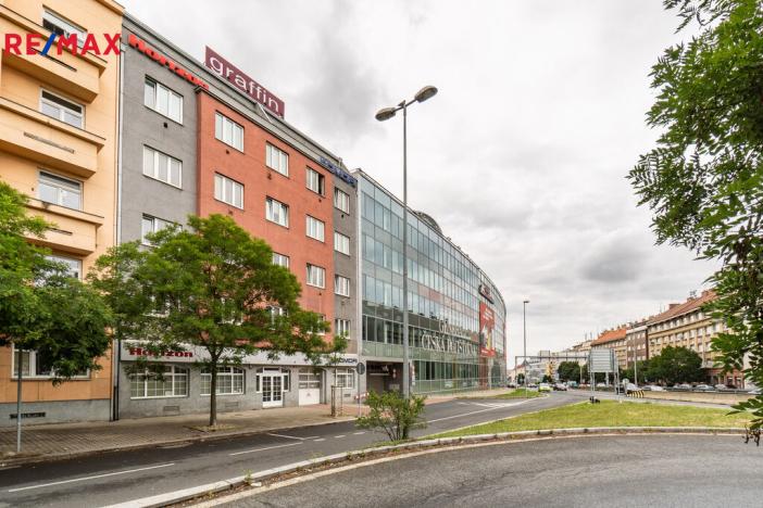 Pronájem kanceláře, Praha - Nusle, Hvězdova, 82 m2