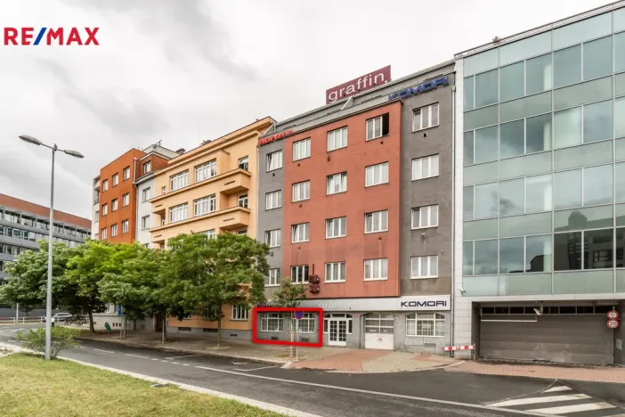 Pronájem kanceláře, Praha - Nusle, Hvězdova, 82 m2