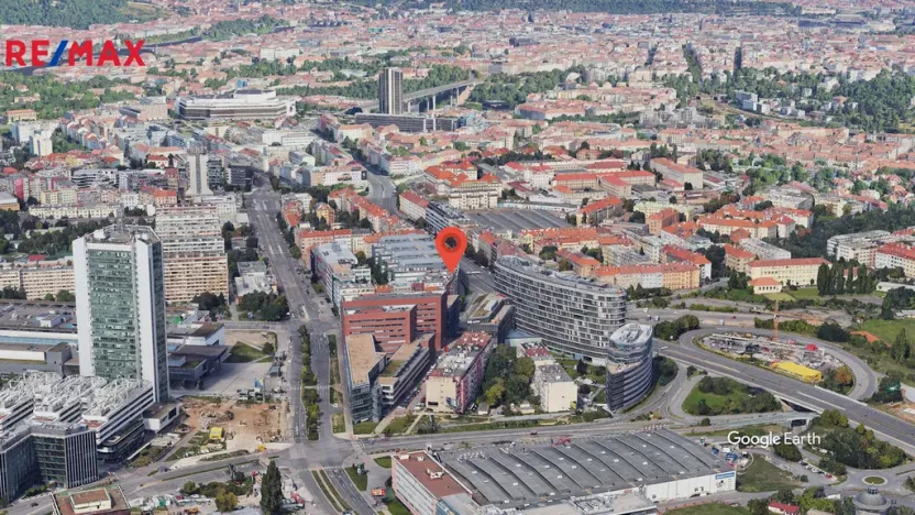 Pronájem kanceláře, Praha - Nusle, Hvězdova, 82 m2