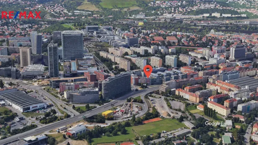 Pronájem kanceláře, Praha - Nusle, Hvězdova, 82 m2
