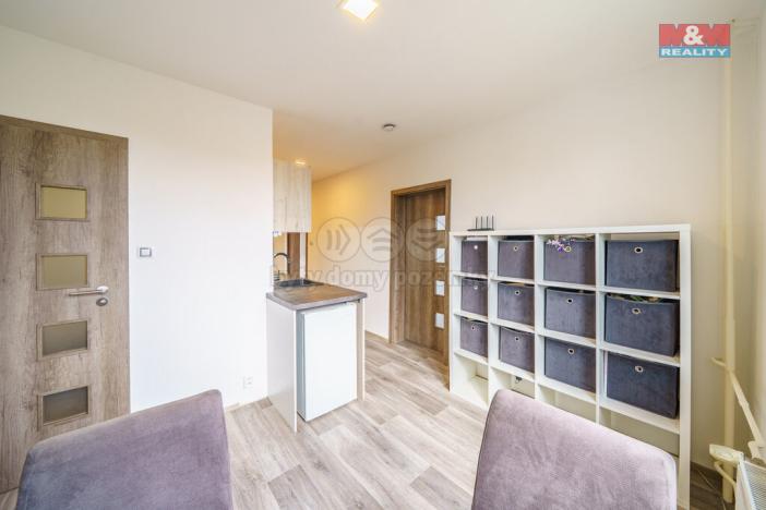 Prodej bytu 3+1, Nová Role, Nádražní, 58 m2