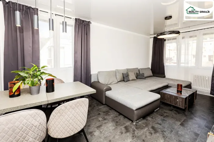 Prodej bytu 3+1, Lázně Kynžvart, Dlouhá, 81 m2