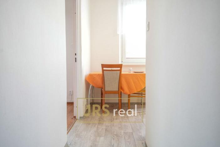 Prodej bytu 2+1, Hustopeče, U Větrolamu, 46 m2