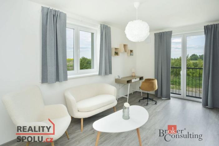 Prodej rodinného domu, Pečky - Velké Chvalovice, Za Statkem, 166 m2