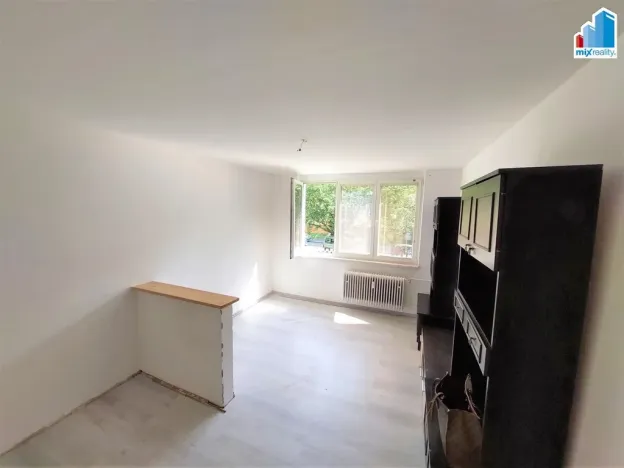 Prodej bytu 3+1, Klatovy - Klatovy III, Pod Hůrkou, 70 m2