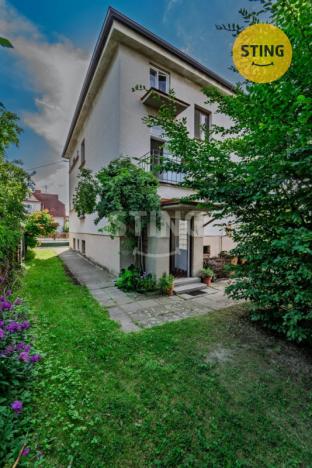 Prodej bytu 3+1, Opava, Liliová, 118 m2