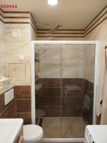 Pronájem bytu 2+kk, Karlovy Vary - Stará Role, Karlovarská, 36 m2