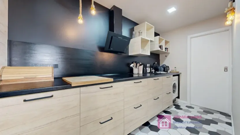 Prodej bytu 3+kk, Hodonín, I. Olbrachta, 68 m2