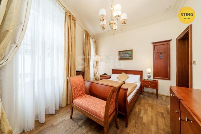 Prodej ubytování, Štramberk, Náměstí, 2230 m2