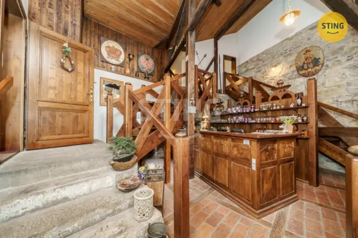 Prodej ubytování, Štramberk, Náměstí, 2230 m2