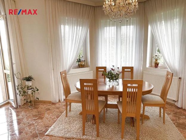 Prodej rodinného domu, Mukařov, Zvonečková, 230 m2