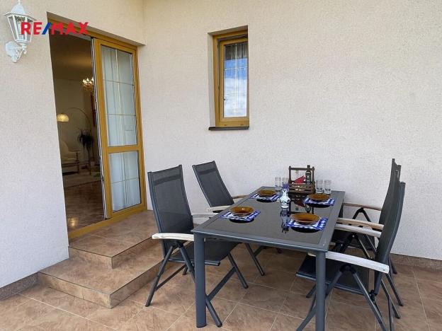 Prodej rodinného domu, Mukařov, Zvonečková, 230 m2